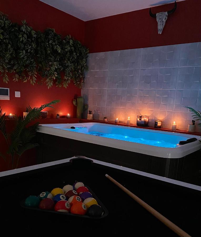 House Of Spa Privatif - Jaccuzi Et Sauna Ливри-Гарган Экстерьер фото